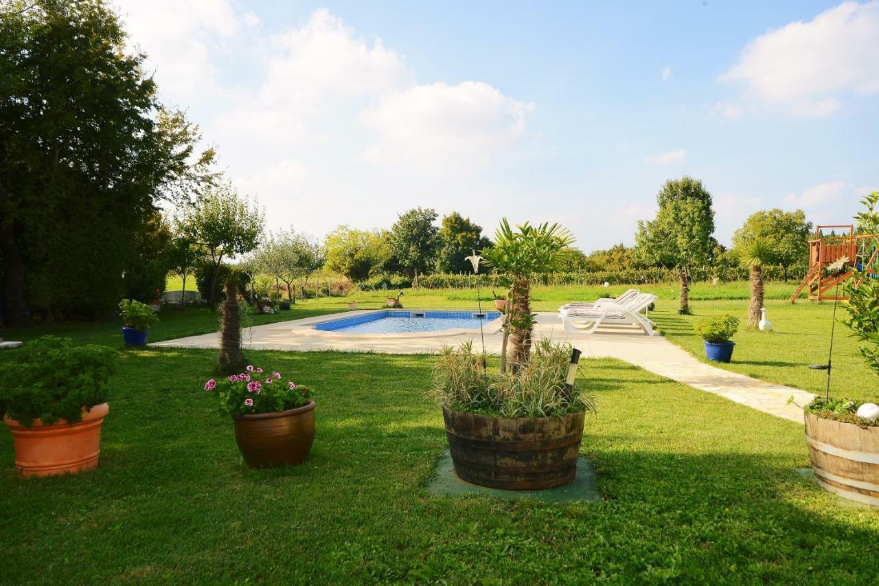 Ferienhaus Tomic Nedescina ภายนอก รูปภาพ