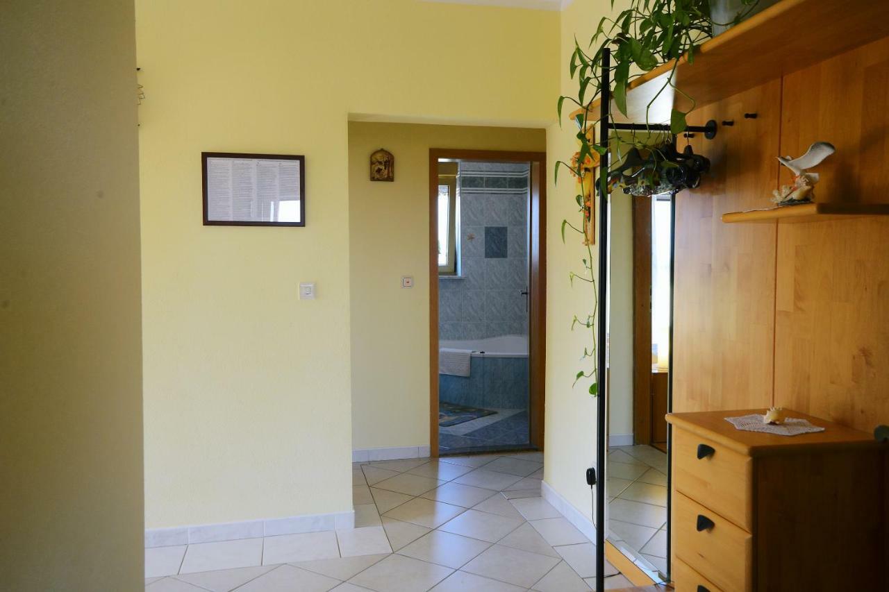 Ferienhaus Tomic Nedescina ภายนอก รูปภาพ